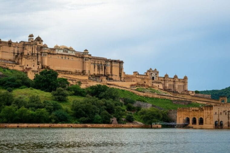 10 – Days Jodhpur, Jaisalmer, Bikaner, Jaipur and Agra Tour