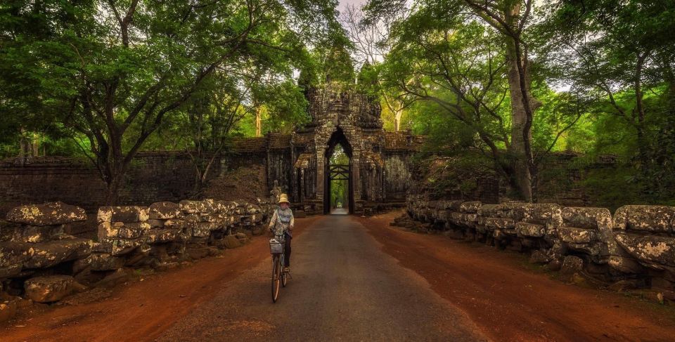 2-Day Angkor Tour With Sunrise, Sunset & Banteay Srei Temple - Tour Duration and Starting Times