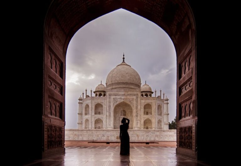2 Day Golden Triangle India Tour (Delhi – Agra – Jaipur)