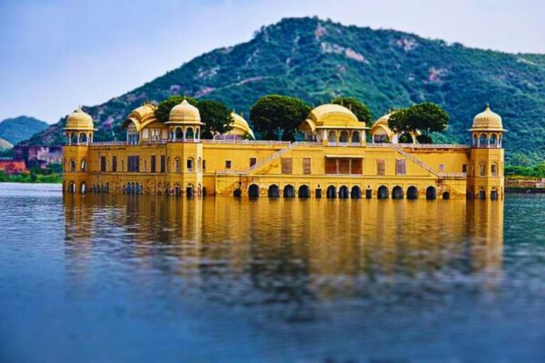 4-Day Golden Triangle Private Tour ( Delhi – Agra – Jaipur )