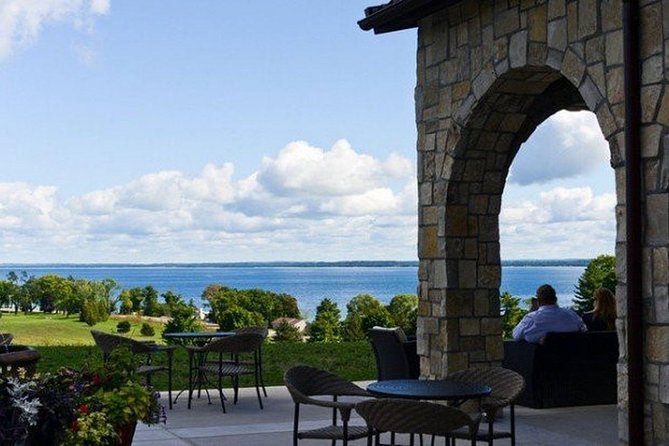 5-Hour Traverse City Wine Tour: 4 Wineries on Old Mission Peninsula - Winery 2: Chateau Chantal