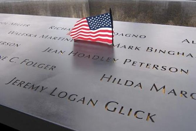9/11 Memorial & Ground Zero Tour With Optional 9/11 Museum Ticket