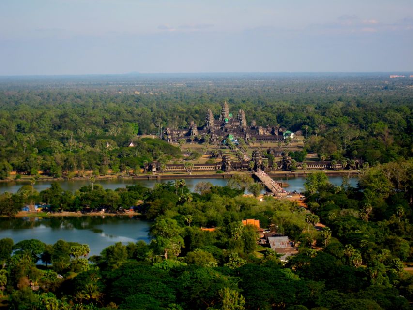 Angkor Wat: Small-Group Tour With Balloon Ride and Lunch - Tour Inclusions