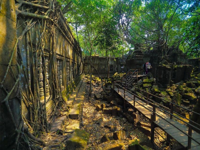 Beng Mealea & Rolous Group Private Transportation - Distance From Siem Reap City