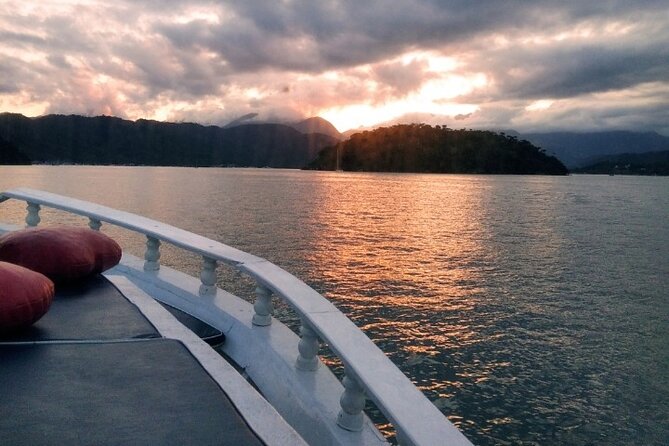 Boat Trip Through the Bay of Paraty - Review Statistics and Ratings