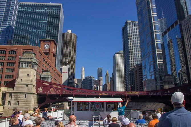 Chicago River 45-Minute Architecture Tour From Magnificent Mile - Tour Details and Logistics