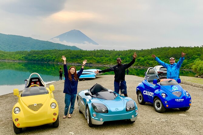 Cute & Fun E-Car Tour Following Guide Around Lake Kawaguchiko