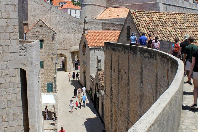 Dubrovnik Shore Excursion: Game of Thrones Tour (City Walls Ticket Included)