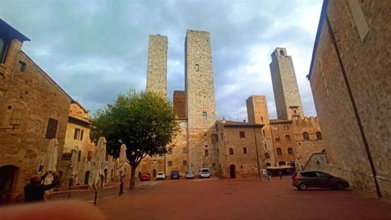 Florence: Volterra & San Gimignano Wine Tour With Lunch