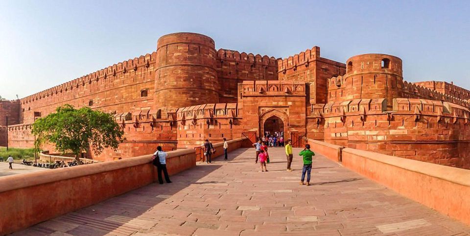 From Delhi: 5-Day Golden Triangle & Ranthambore Safari Tour