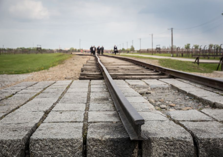 From Krakow: Auschwitz Birkenau Tour With Transportation - Customer Reviews and Ratings