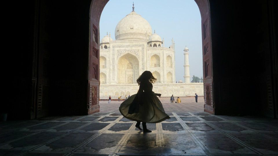 From Mumbai: Overnight Taj Mahal Tour With Flight & Hotel - Booking Policy Details