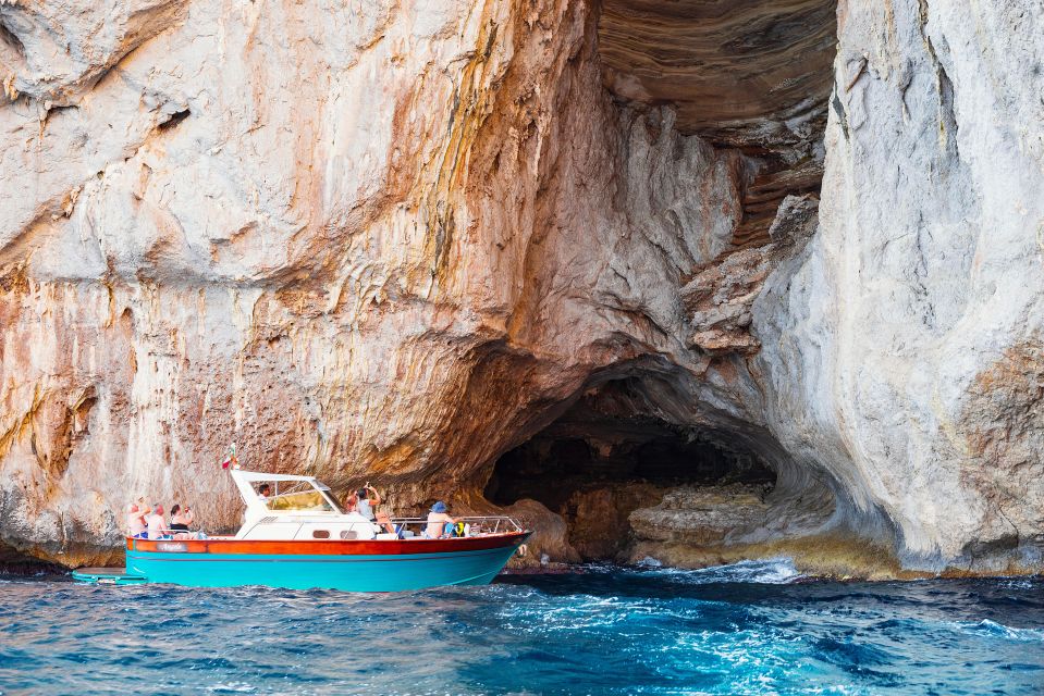 From Naples: Small-Group Boat Excursion to Capri Island