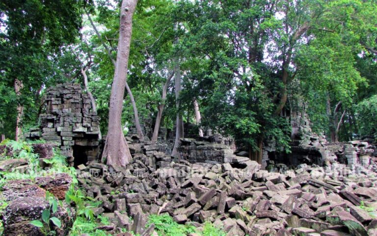 From Siem Reap: Banteay Chhmar Temple Private Day Trip