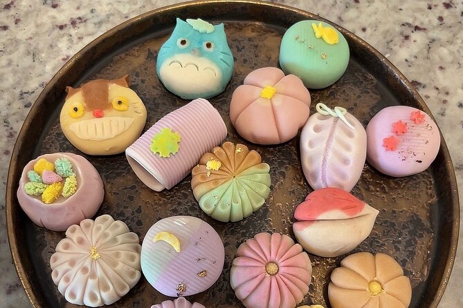 Harajuku Small-Group Sweet-Making Class in a Local Home  – Tokyo