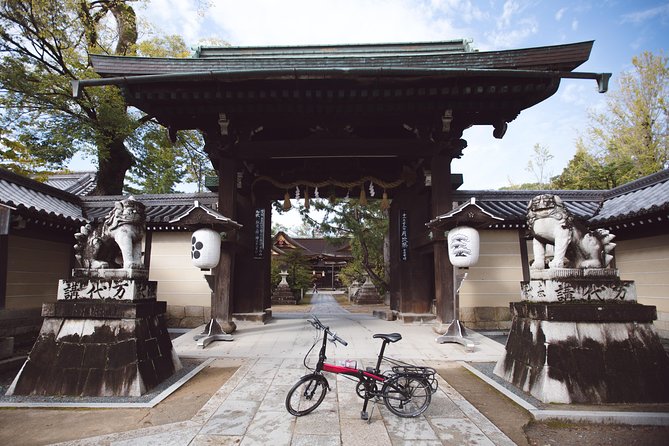 Hidden Kyoto E-Biking Tour