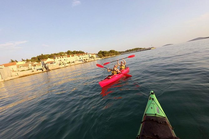 Kayaking to the Island Prvić - Tour Highlights