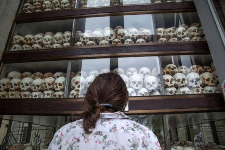Killing Fields and S21 Half Day by Private Tour
