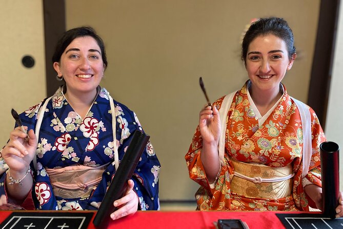 Kimono and Calligraphy Experience in Miyajima