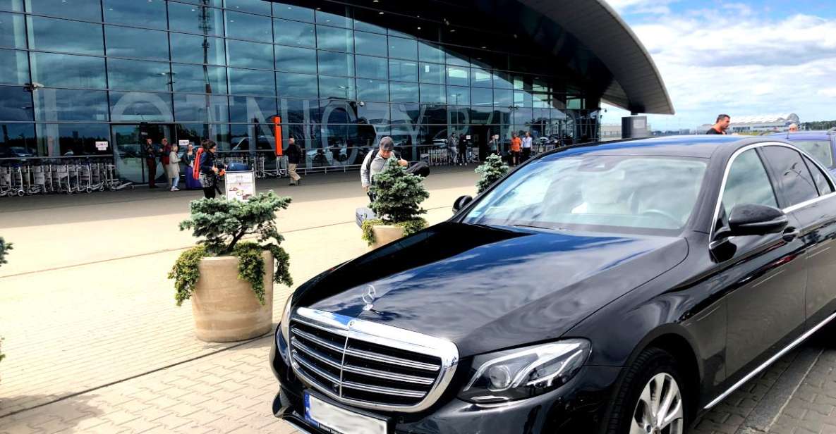 Krakow: Private Transfer To/From Krakow Airport (Krk)