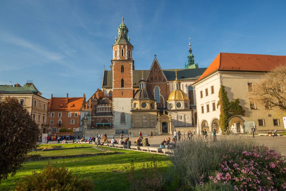 Krakow: Wawel Castle, Cathedral, Salt Mine, and Lunch - Wawel Castle: Polish Royaltys Residence