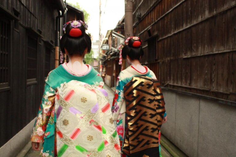 Kyoto: Gion District Hidden Gems Walking Tour