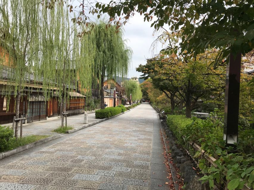Kyoto: Private Walking Tour With Kiyomizu Temple & Gion - Tour Details
