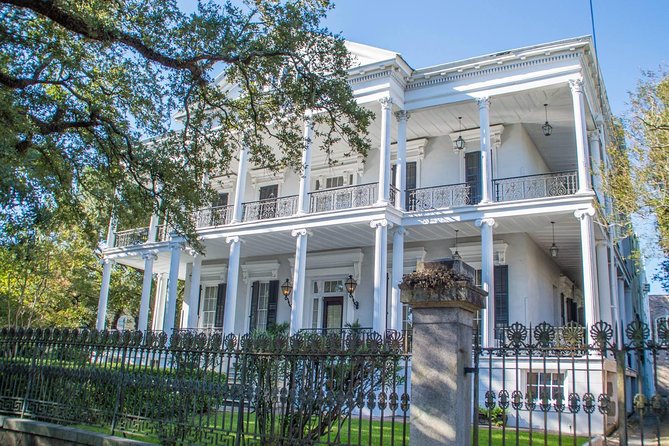 New Orleans Garden District Walking Tour Including Lafayette Cemetery No. 1 - Tour Overview and Inclusions