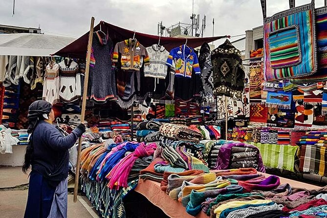 Otavalo Market and Mindo Cloud Forest Tour 3-Day 2-Night