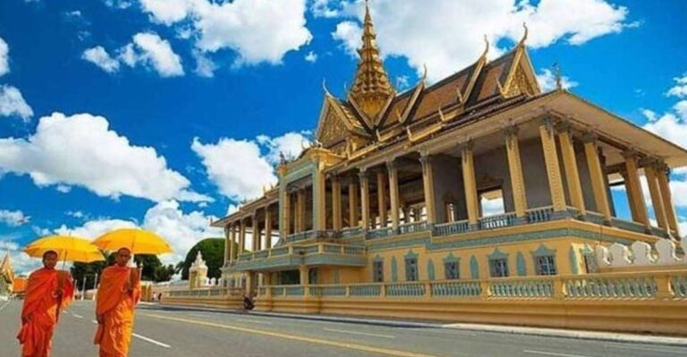 Phnom Penh City Tour & Koh Dach Silk Island Private Day Tour