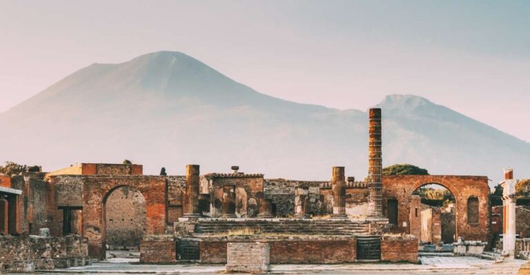Pompeii: 5-Hour Guided Tour With Archeologist