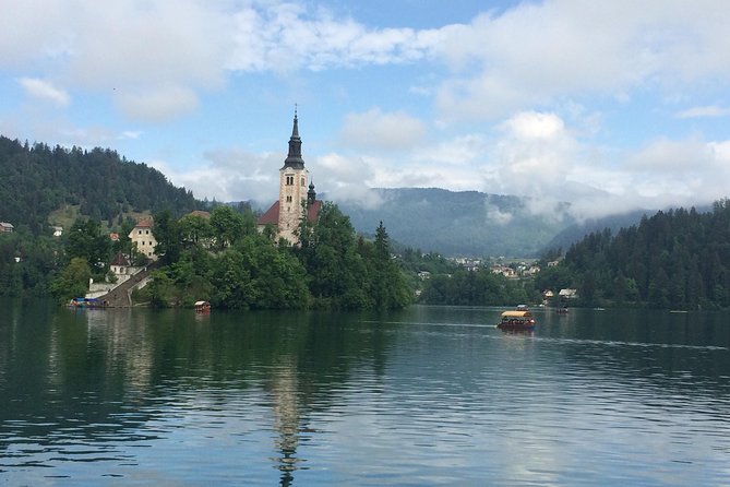 Private Guided Tour of Ljubljana and Lake Bled From Zagreb