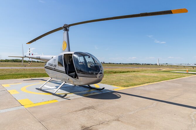 Private Helicopter Tour Over Buenos Aires City for 3 Passengers