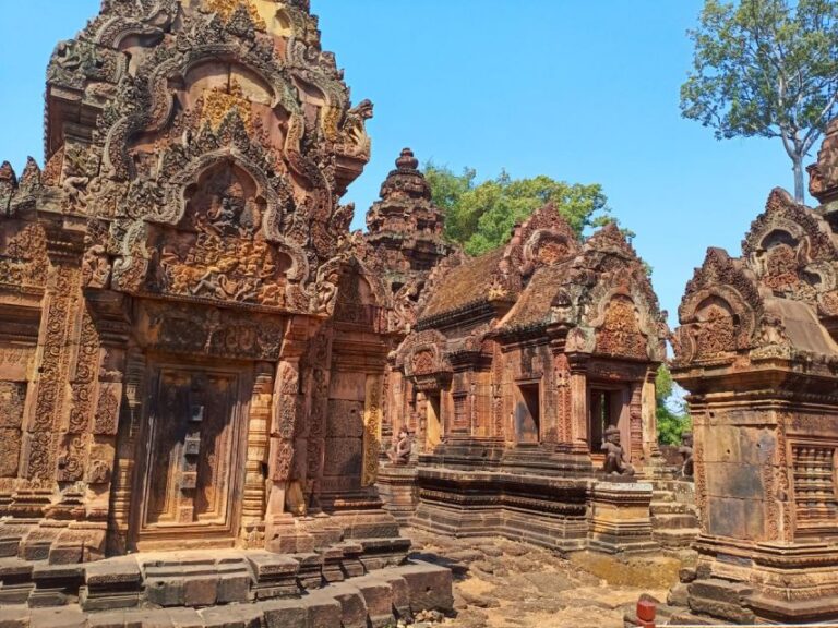 Private One Day Trip To Banteay Srei, Beng Mealea and Rolous