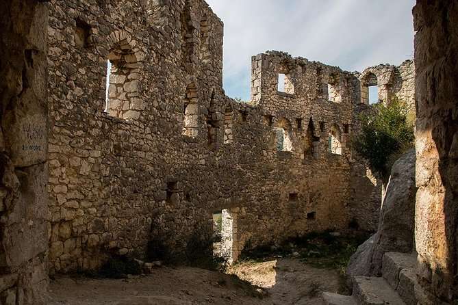 PRIVATE TOUR to Mostar, Stolac, Pocitelj & Blagaj by CRUISER TAXI