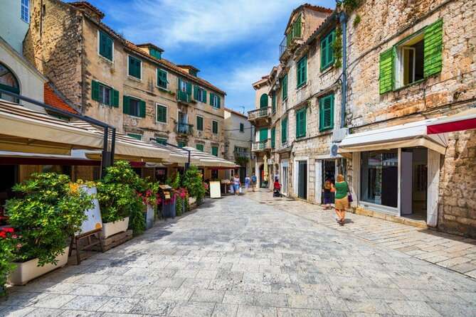 Private Walking Tour in Split Old Town (ENG, FRA, ITA, ESP)