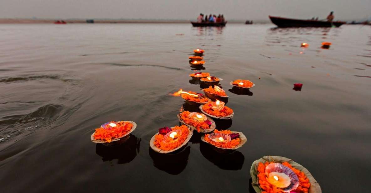 Profound Spiritual Triangle Visit With Varanasi - Tour Highlights