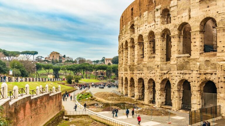 Rome: Colosseum & Vatican Museum Private Sightseeing Upgrade