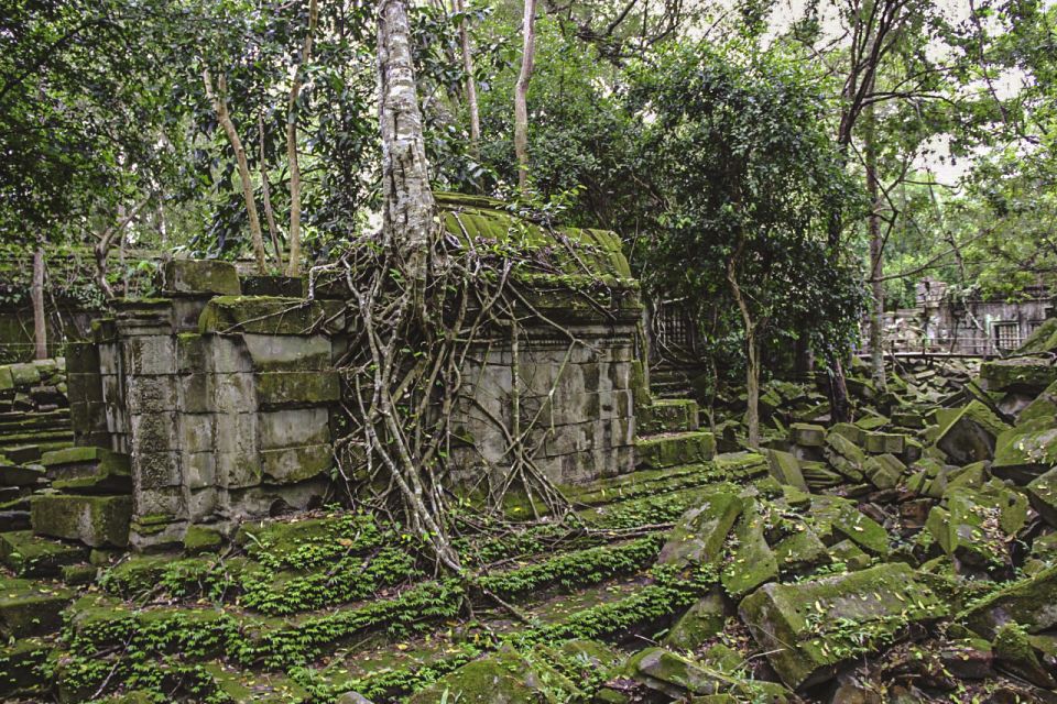 Siem Reap: Kulen Mountain Waterfall & Beung Mealea Temple