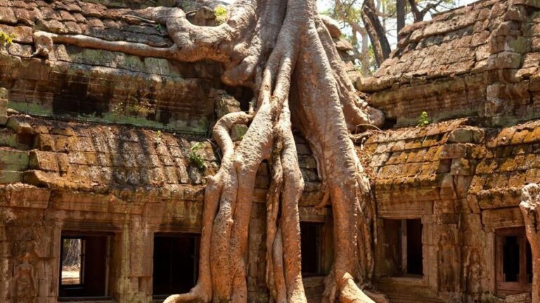 Siem Reap: Private 4-Day Angkor Wat and Phnom Kulen Tour