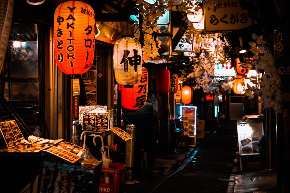 Tokyo: The Best Izakaya Tour in Shinjuku