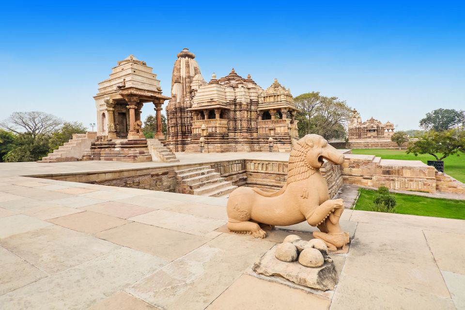 22-Day Delhi,Rajasthan,Agra,Gwalior,Orchha,Khajurao,Varanasi - Just The Basics