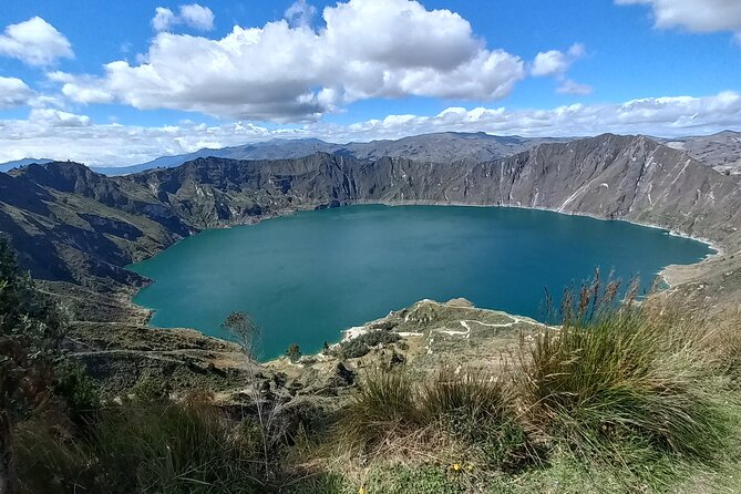 2-Day Quilotoa Lagoon and the Adventure City of Baños - Quilotoa Lagoon Exploration