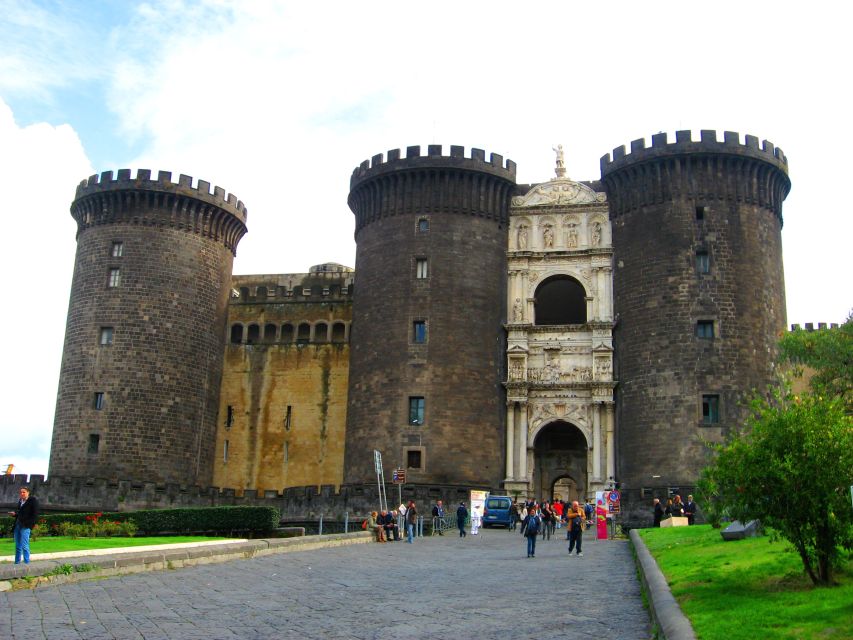 2-Hour Guided Naples Walking Tour - Live Tour Guide and Private Group