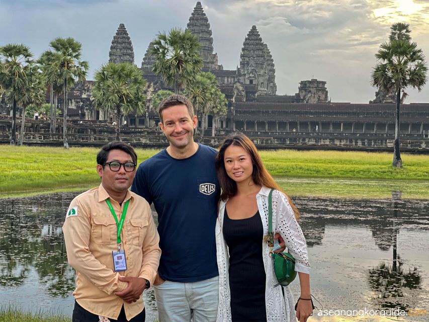 Angkor Wat Sunrise Small-Group Tour & Tonle Sap Boat Sunset - Day 1 - Temple Tour