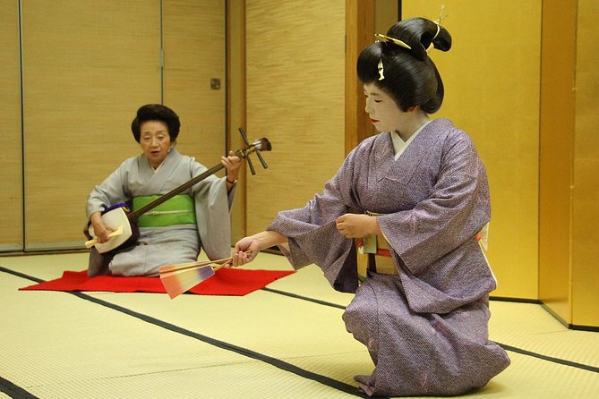 Authentic Geisha Performance With Kaiseki Dinner in Tokyo - Attire and Venue Information