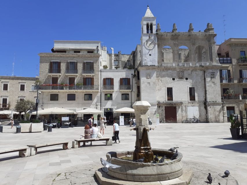 Bari: Old City Highlights Walking Tour - Experience Highlights