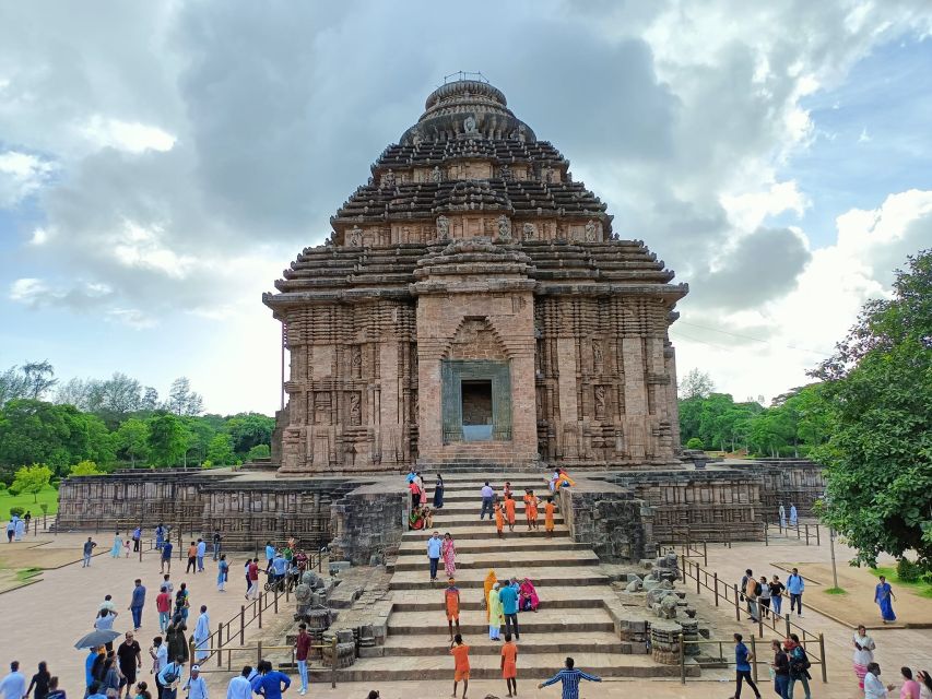 Bhubneswar: Konark Sun Temple, Jagannath Temple Private Tour - Experience Highlights and Itinerary