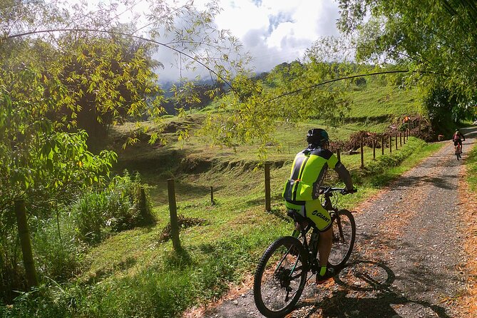 Bike Expedition La Vuelta Al Quindio Colombia Coffee Region - Gear and Equipment Needed