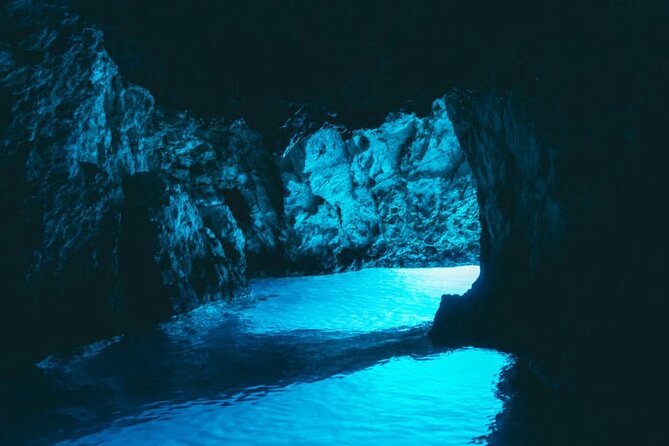 Blue Cave Full-Day Boat Tour With Hvar and 5 Islands - Itinerary Details